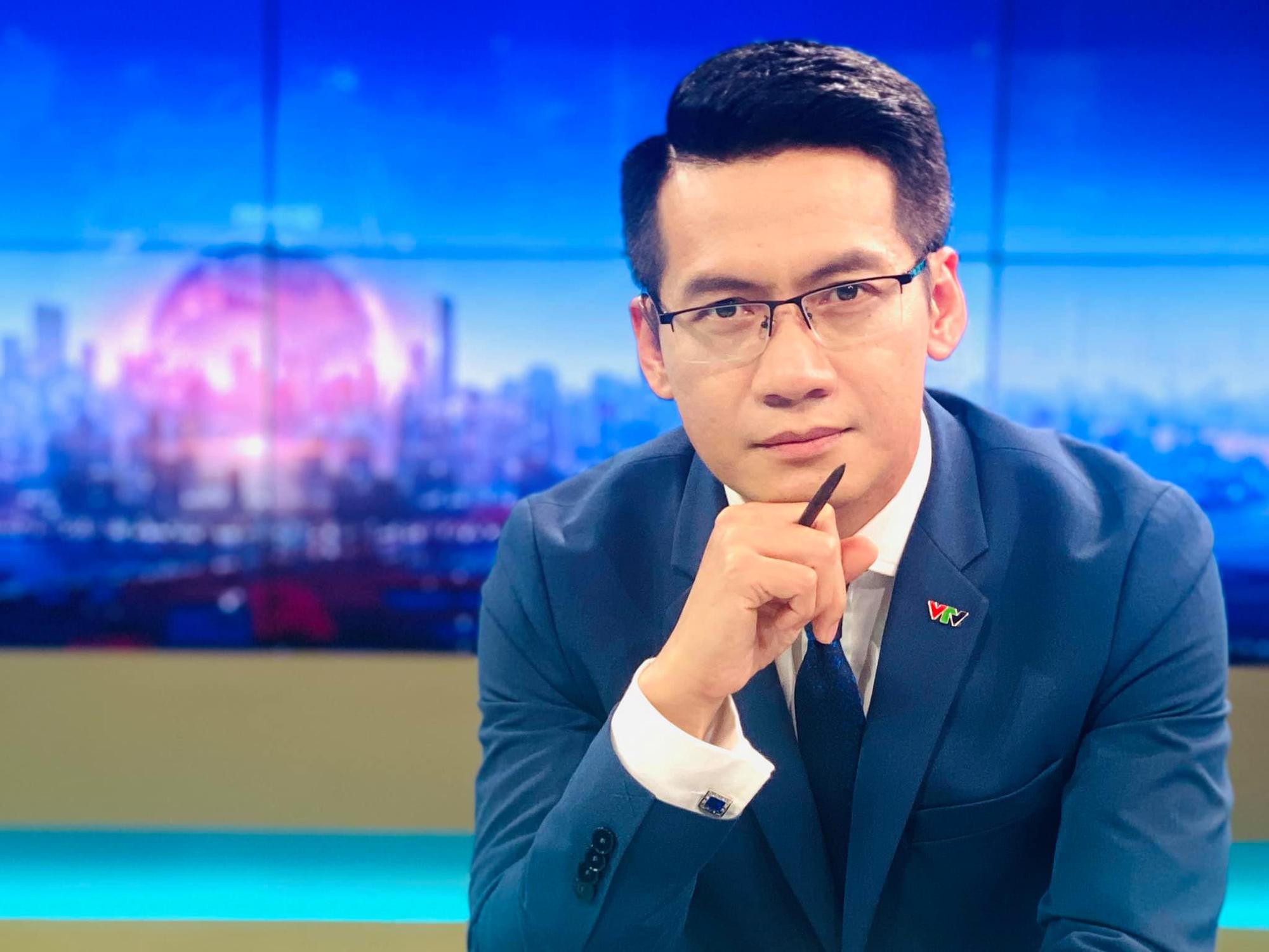 Hoàng Tuấn